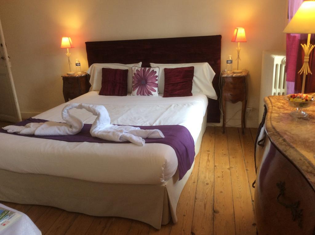 Chambre D'Hotes "Le Village" Villenouvelle Luaran gambar
