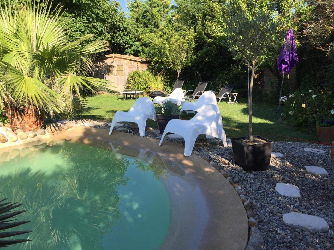 Chambre D'Hotes "Le Village" Villenouvelle Luaran gambar